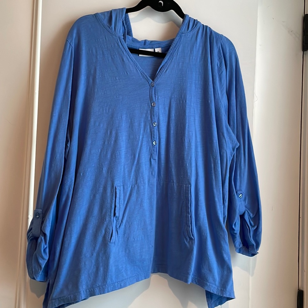 Kim Rogers curvy, adjustable sleeve blue hoodie spring shirt, 2x. # T3